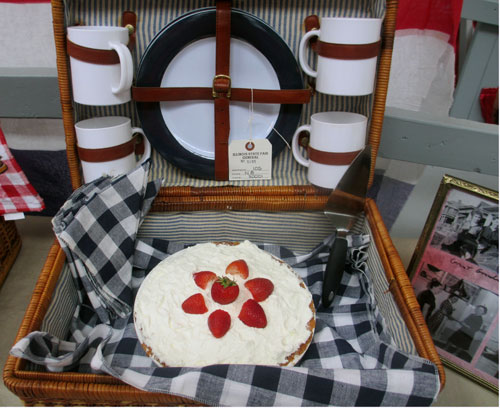 strawberry pie picnic basket illinois state fair greater midwest foodways alliance